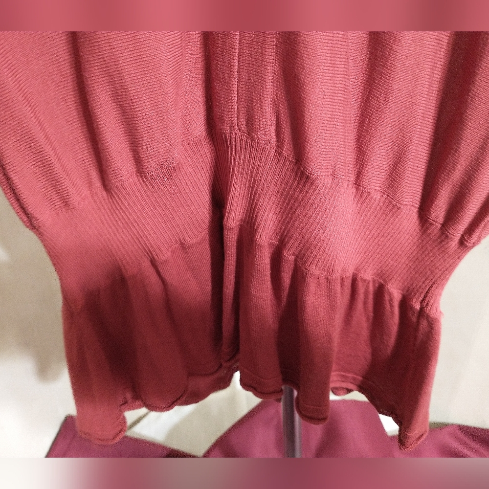 Cable & Gauge Rust Colored Lightweight Sweater - image 7